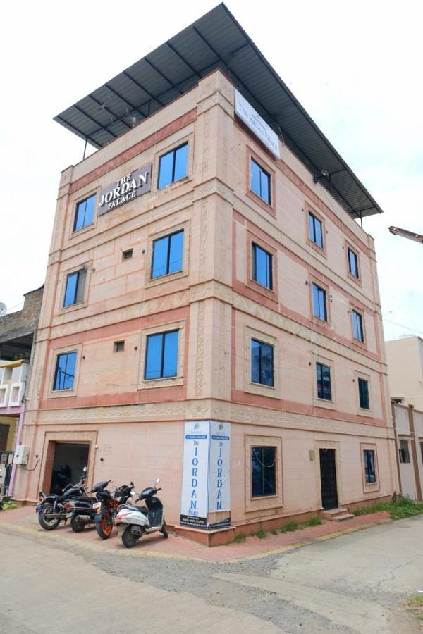 The Jordan Palace Indore Exterior foto